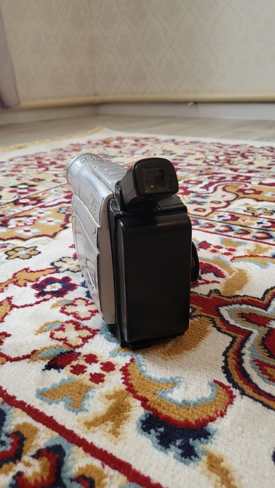 Продается видеокамера