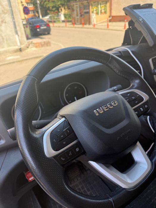 Iveco Daily – An 2023 – 3.0 Litri – Full Options – Impecabil