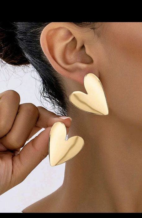 Различни обици за поводи