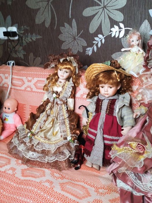 Куклы коллекционные в хорошем состоянии