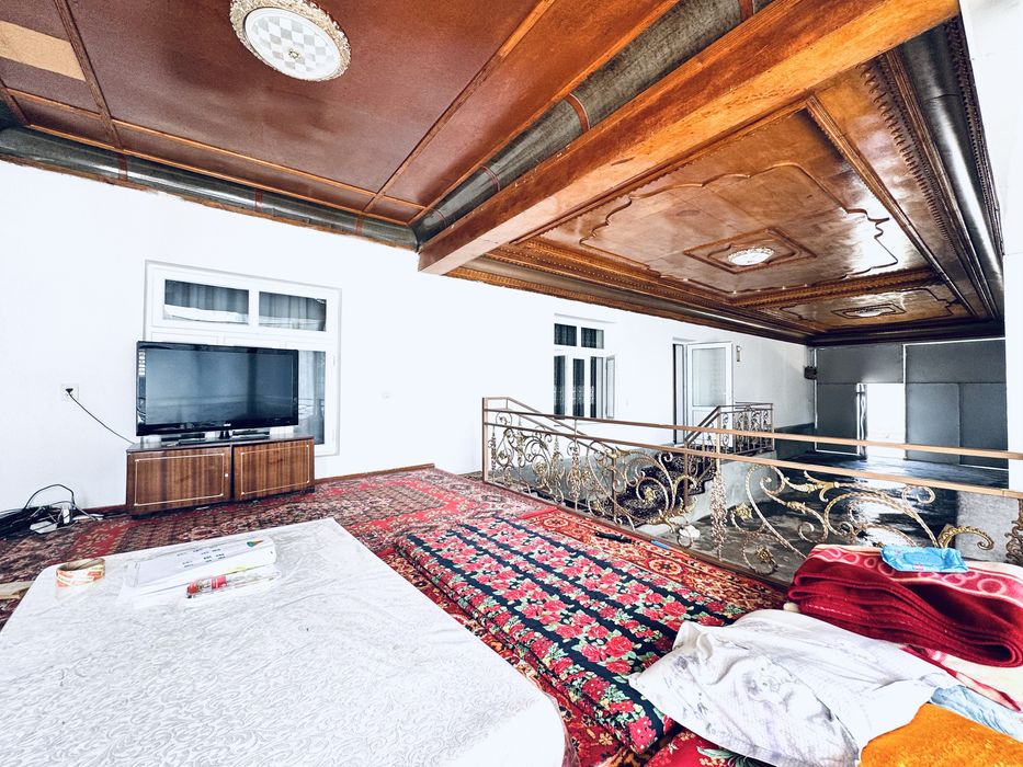 Продается дом 7 комнат. 8 соток. Кибрай Узумзор