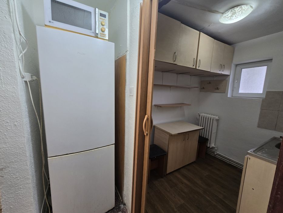Inchiriez apartament cu 2 camere- lângă Piața Păcurari
