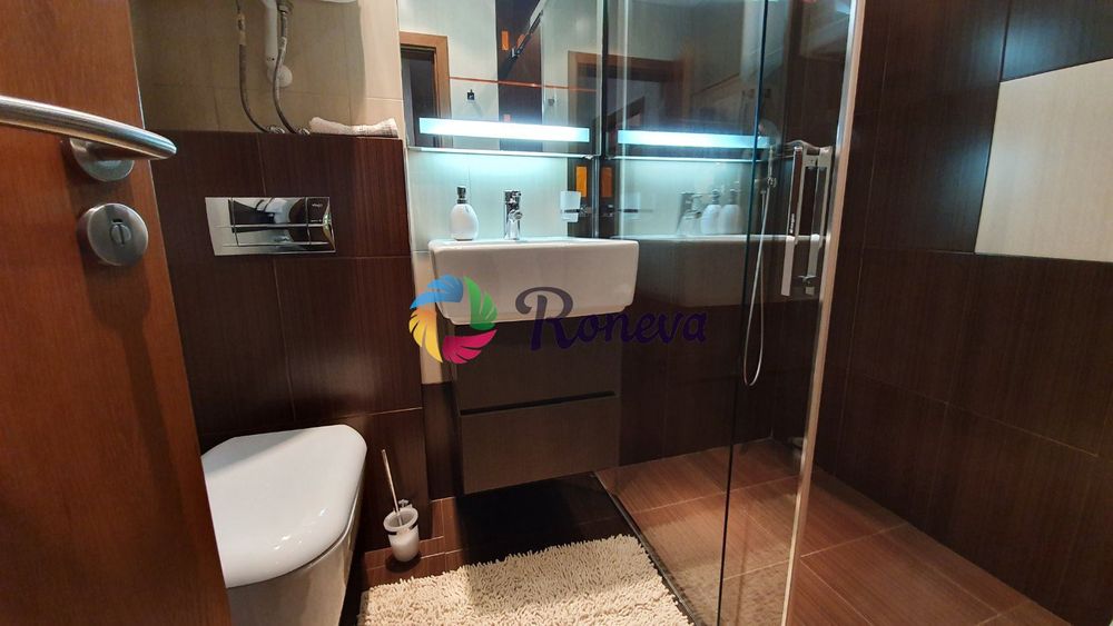 Луксозен тристаен апартамент в близост до морския бряг м-т Евксиноград