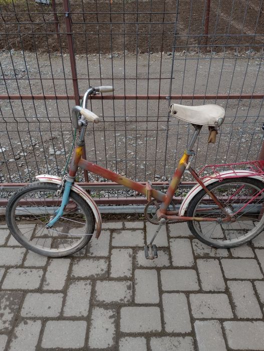 Vând  bicicletă Pegas practic