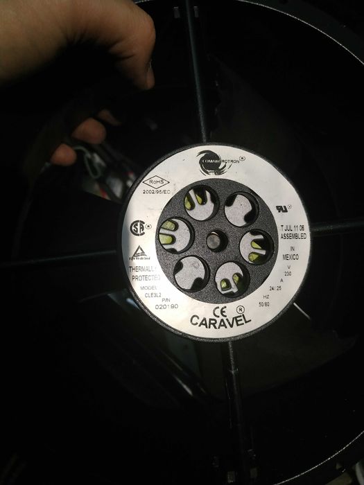 Продам вентилятор Caravel CLE3L2