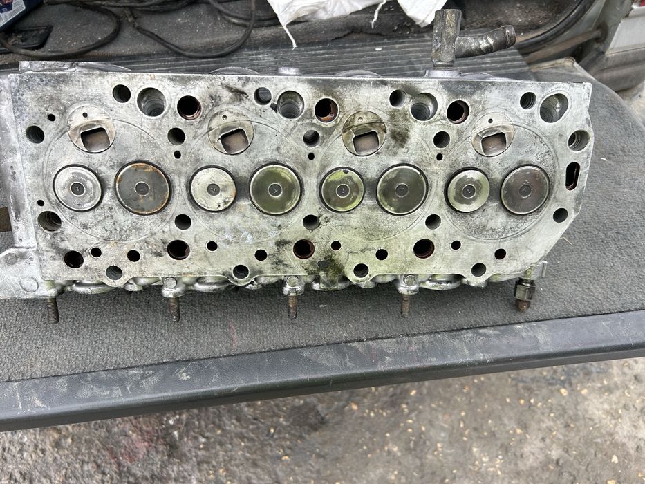 Цилиндрова глава за Mitsubishi pajero/l200 2.5 116