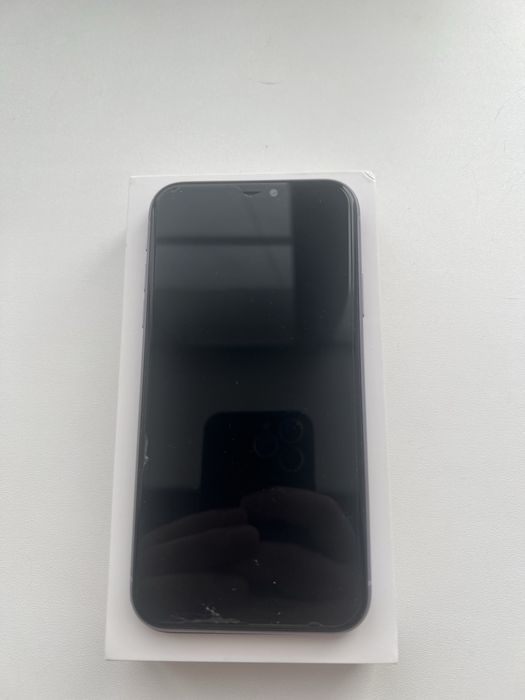 Продам iPhone 11 128Гб