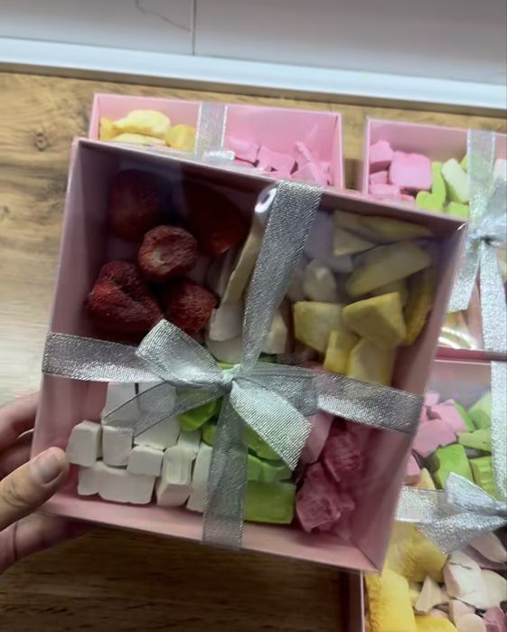 Сублимированные фрукты и мороженое