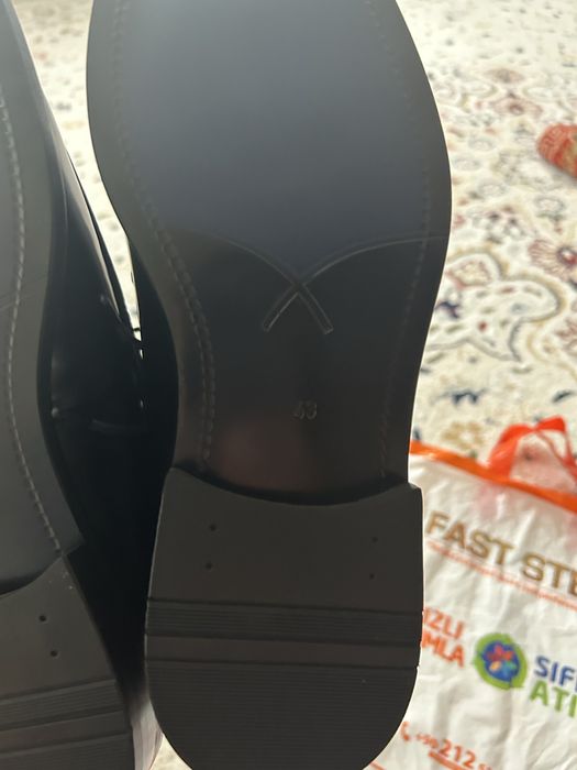 Новый мужской туфли сатылады