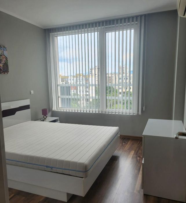 Дава се под наем Двустаен апартамент в Пловдив, Остромила - 60 кв.м за 425 € - Снимка #2