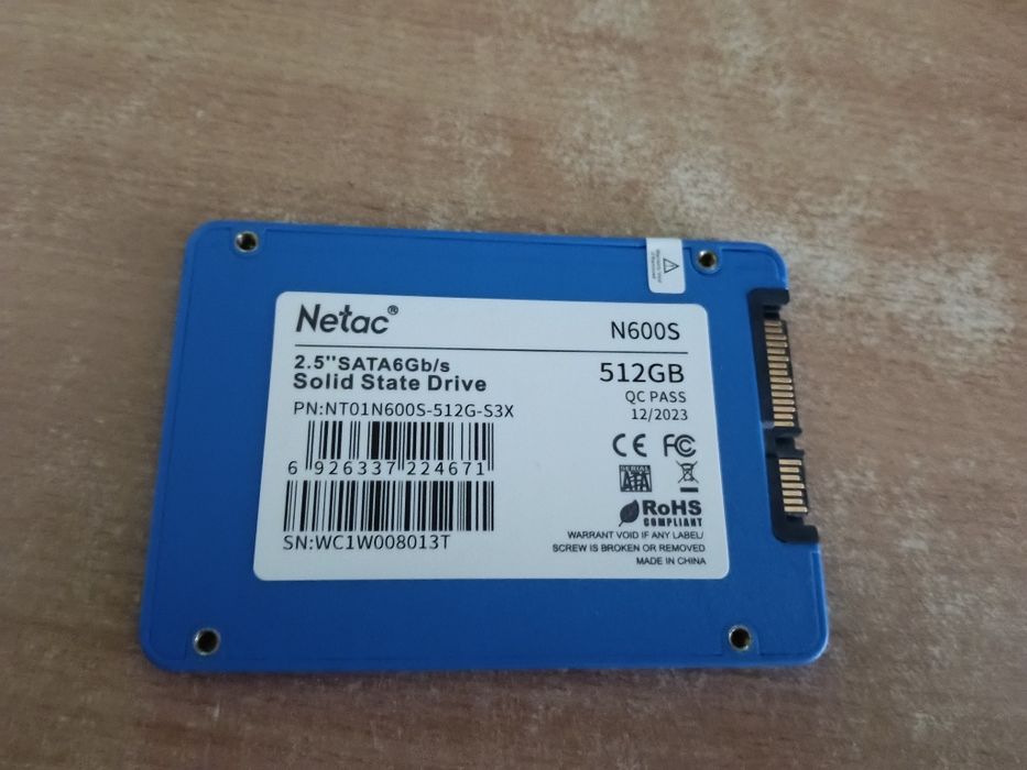 Продам SSD диск 512 гб