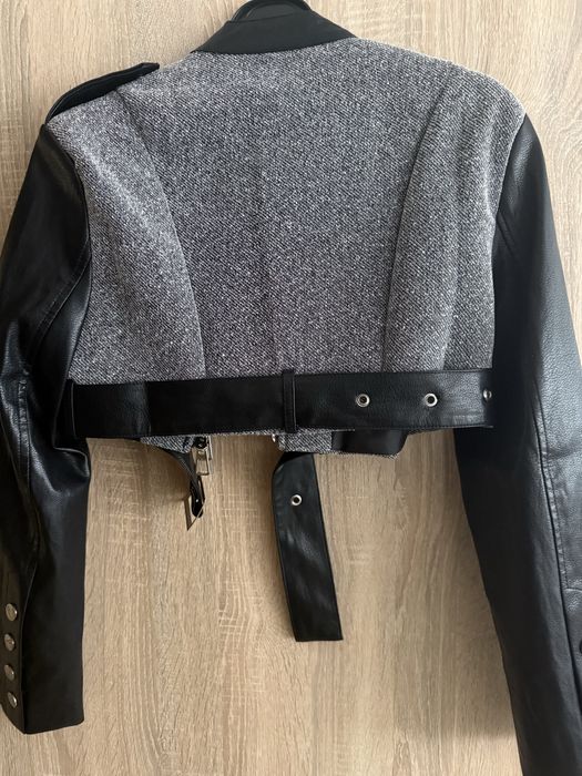 Уникален дамски сет - пола и яке