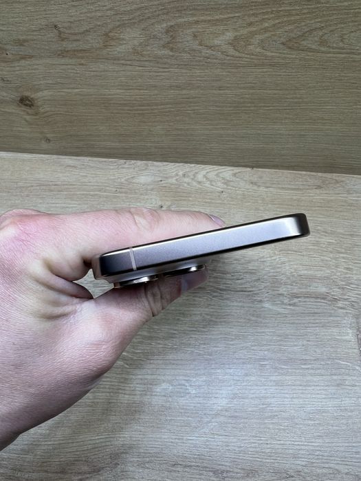 iPhone 16 Pro max 256Gb deaert titanium