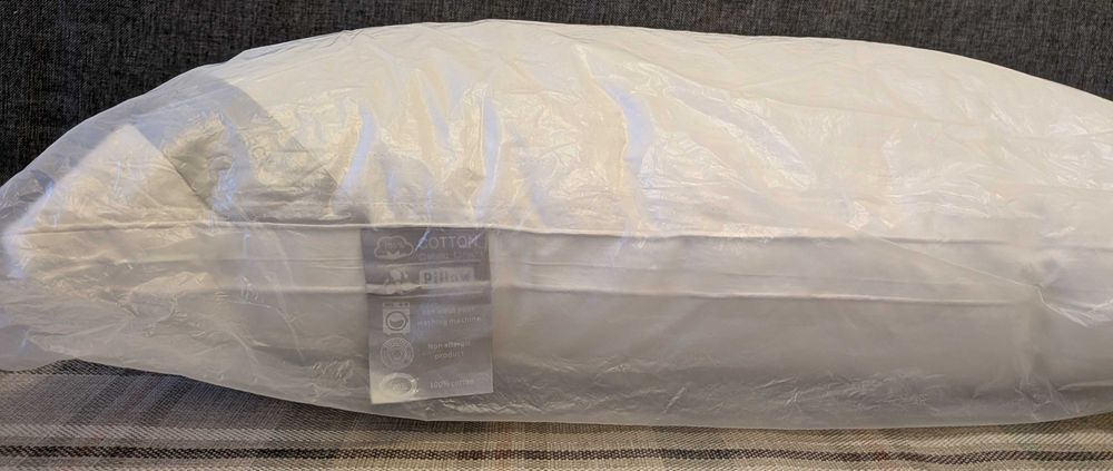Продаётся новая подушка 50х70