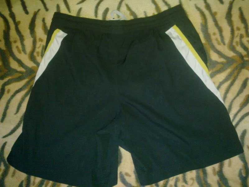 Оригинални Черни Къси Панталони NIKE TIEMPO/ НАЙК ТЕМПО !