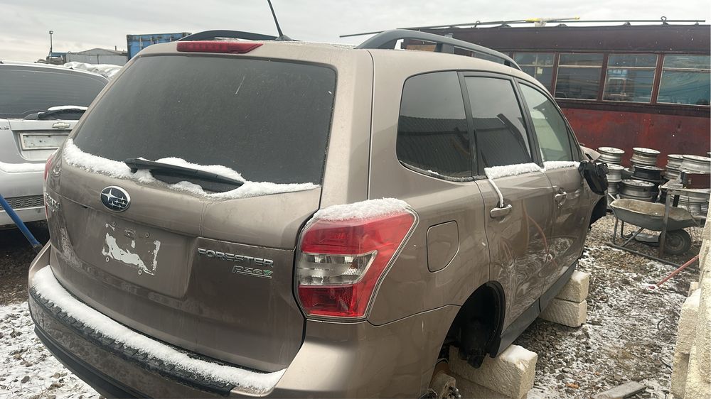 Субаро форестер на запчасти
