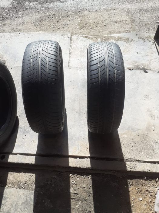 Резина для автомобиля продаю.