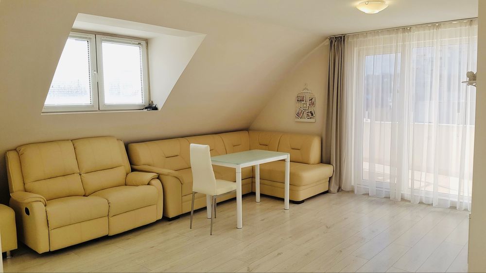 Дава се под наем Тристаен апартамент в София, Манастирски ливади - 100 кв.м за 867 € - Снимка #2