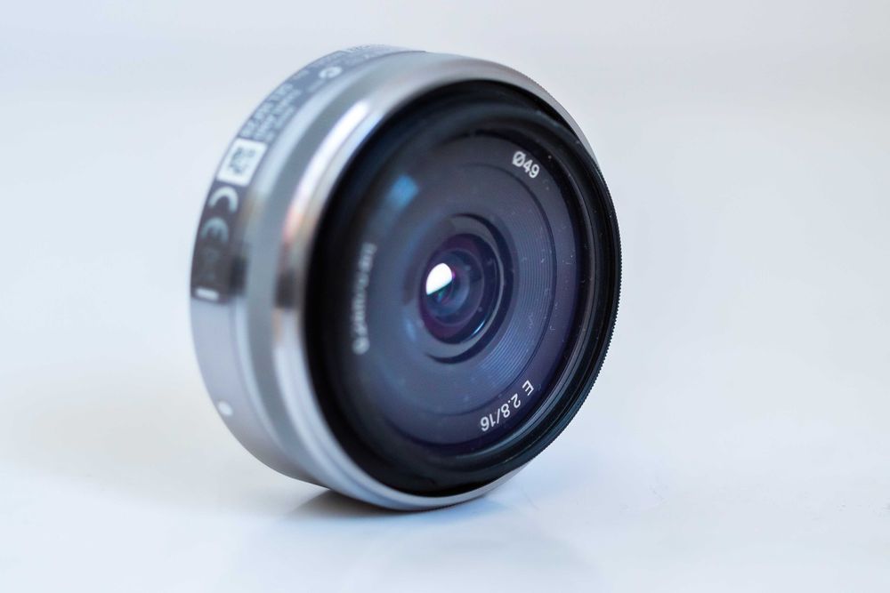 Obiectiv SONY 16 mm f2.8 PANCAKE mirrorless + filtru