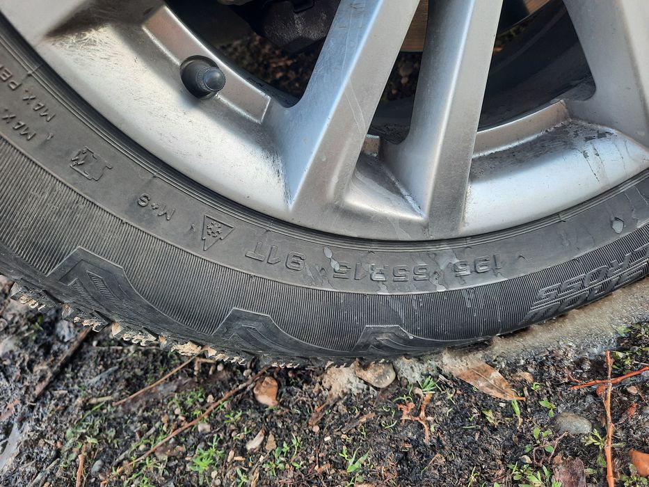 Змини шина 195 / 65/  15