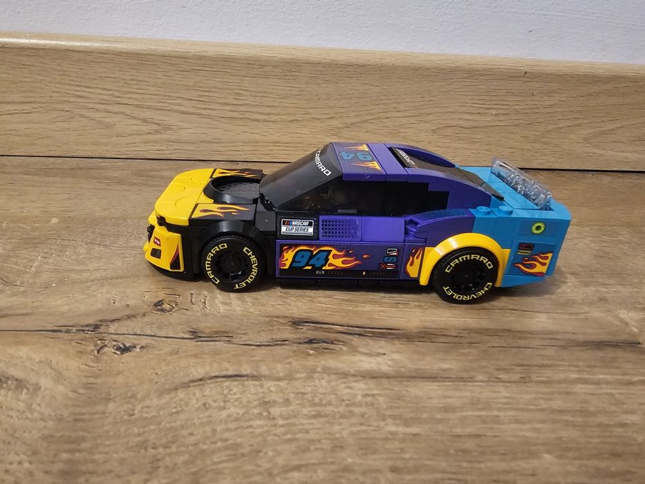 LEGO Speed Champions - NASCAR Next Gen Chevrolet Camaro ZL1 76935