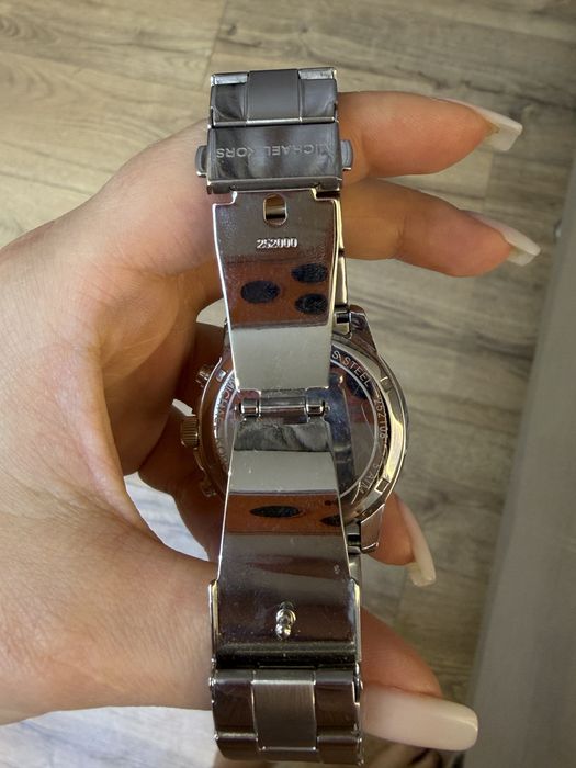 Часы Michael Kors