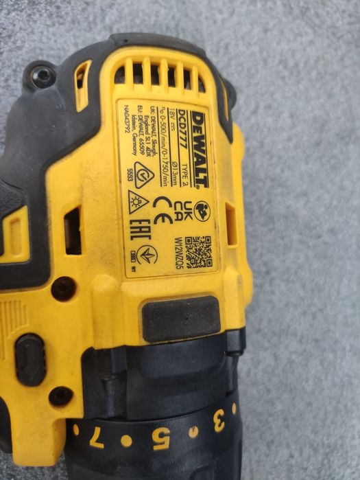 Autofiletanta DeWalt Brushless DCD 777 acumulator
