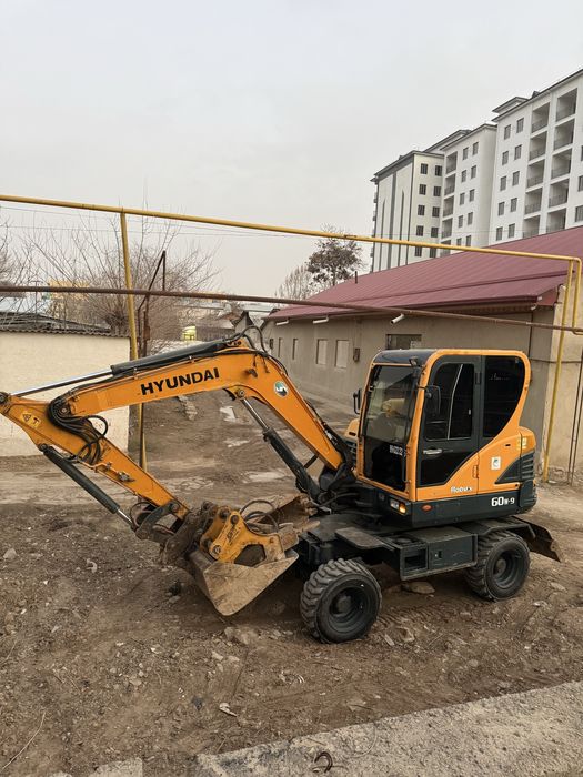 Экскаватор hyundai