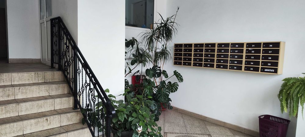 Proprietar, Mihai Bravu intersectie Calea Vitan, bloc 1983