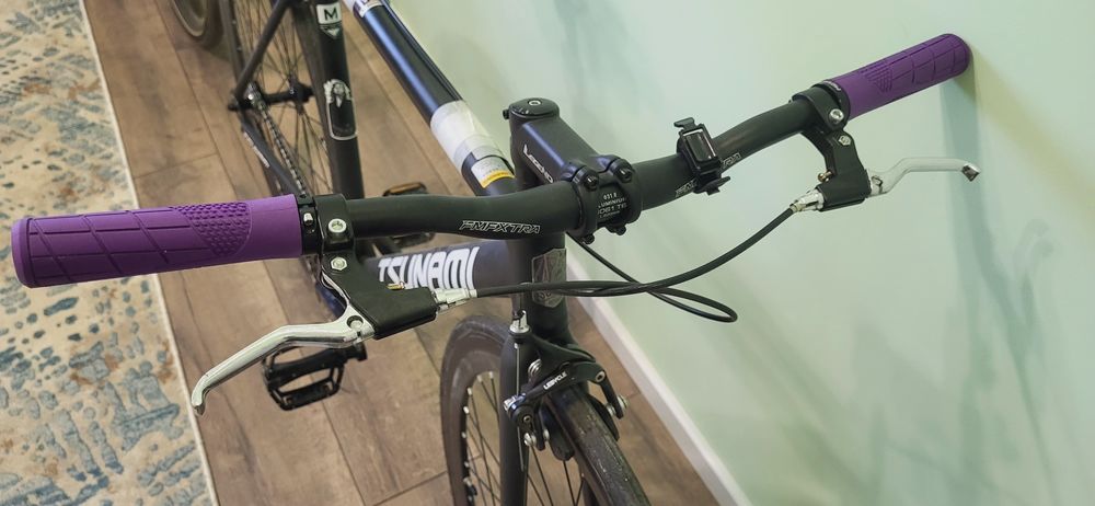 Продам Tsunami snm100