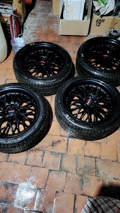 Диски с шинами R18 ,225/45