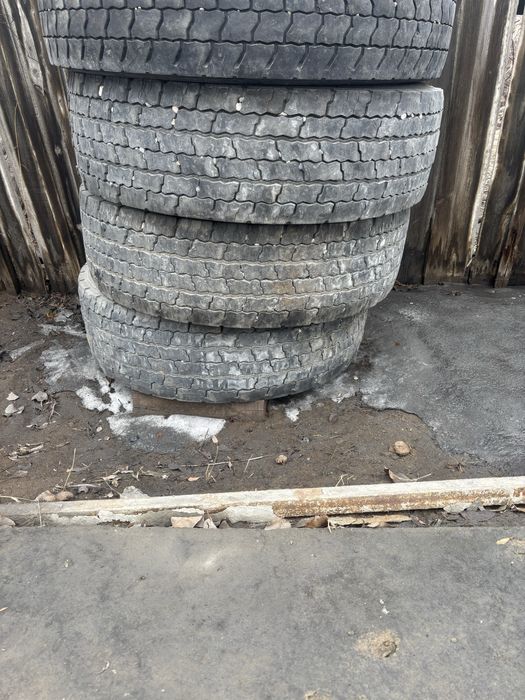 Резины от КАМАЗ в отличном состоянии