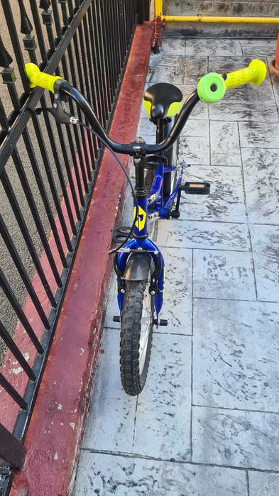 Vand bicicleta baieti 16 inch stare foarte buna