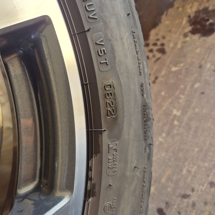 Jante Volskwagen Touareg R 20 5x112  255 50 20 Bridgestone 2022