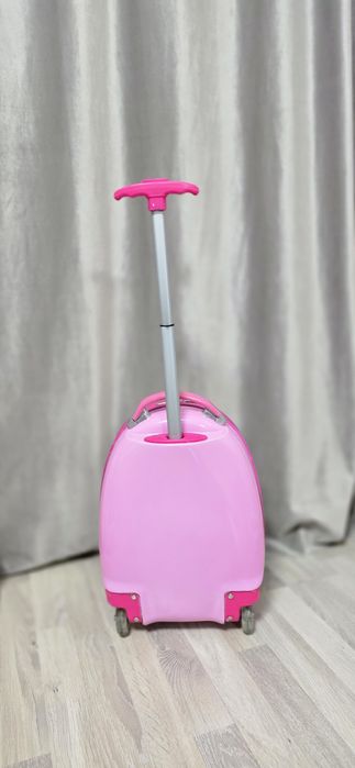 Чемодан детский.