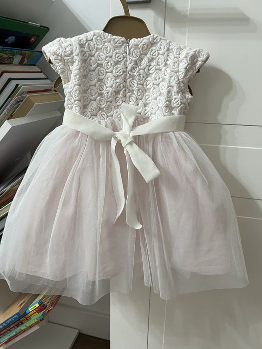 Нарядное платье для девочки