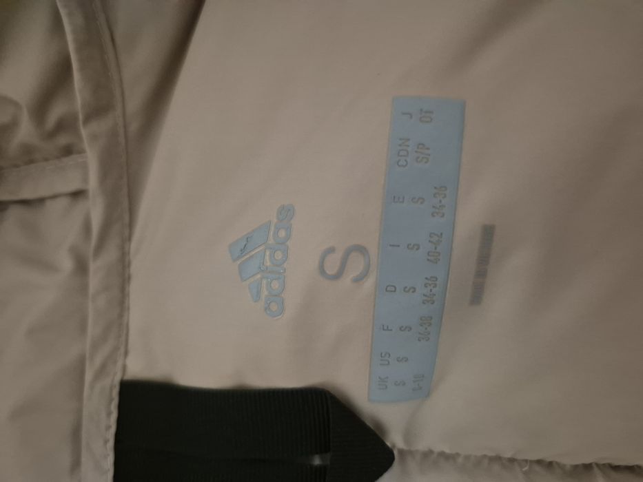 Geacă lungă de damă Adidas, mărimea S – puf de gâscă, super călduroasă