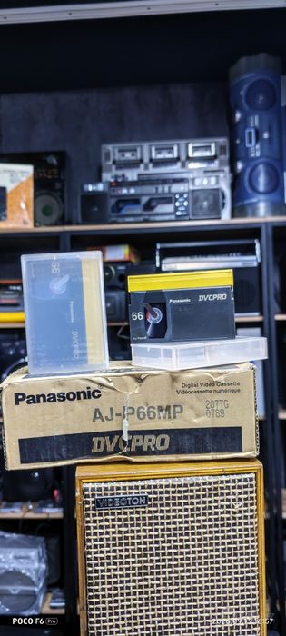 Цифровая видеокассета формата DVCPRO — Panasonic AJ-P66MP.