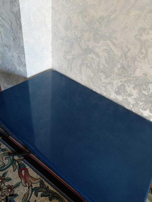 Стол.   110×70×70