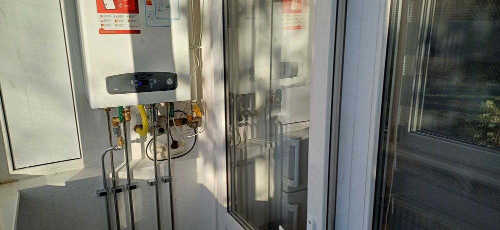 inchiriez garsoniera langa parcul  Debarcader