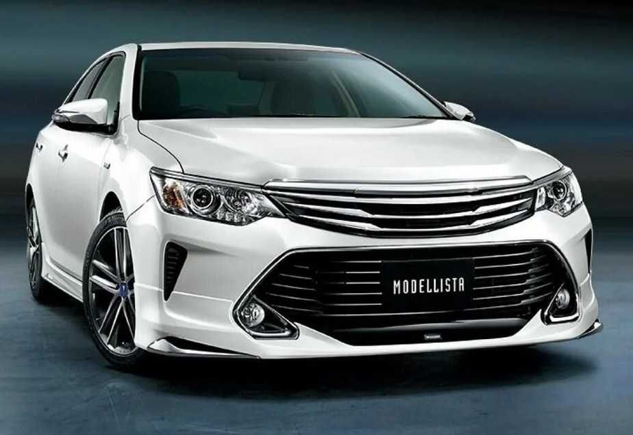 Решетка радиатора на Toyota Camry 55