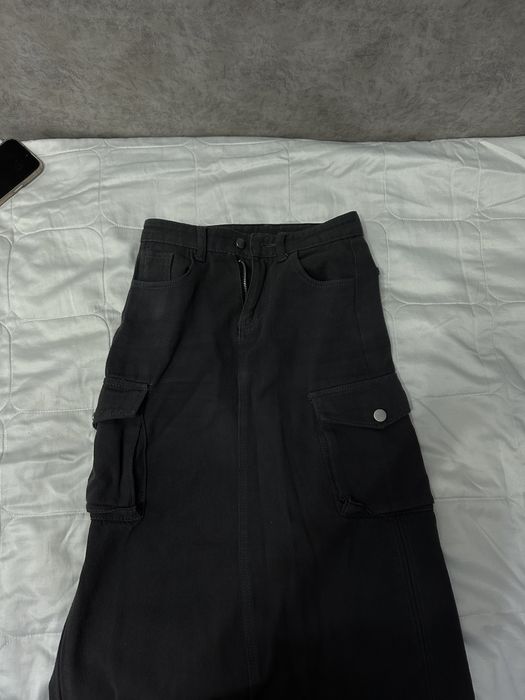 Серая юбка джинсовая