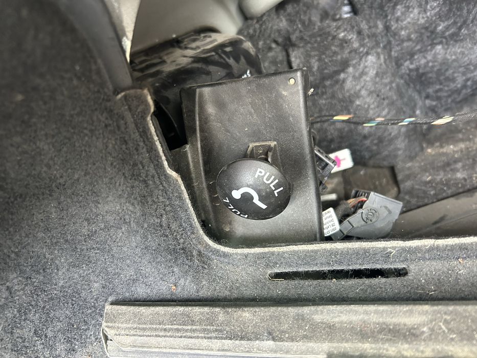 Cârlig remorcă retractambil electric complet cu instalație electrică și modul Audi A7 2012