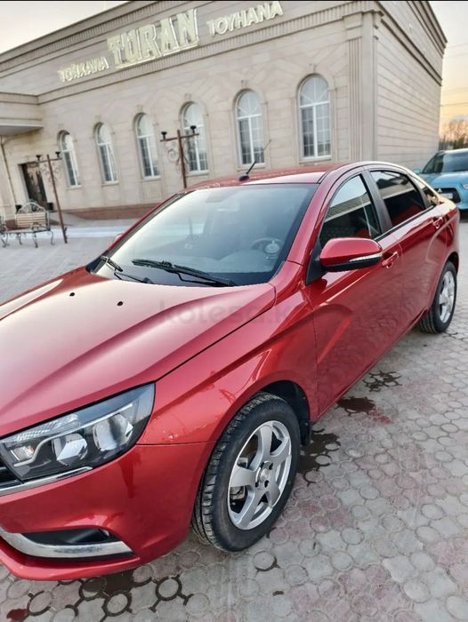 Продам автомобиль Лада Веста, в отличном состоянии