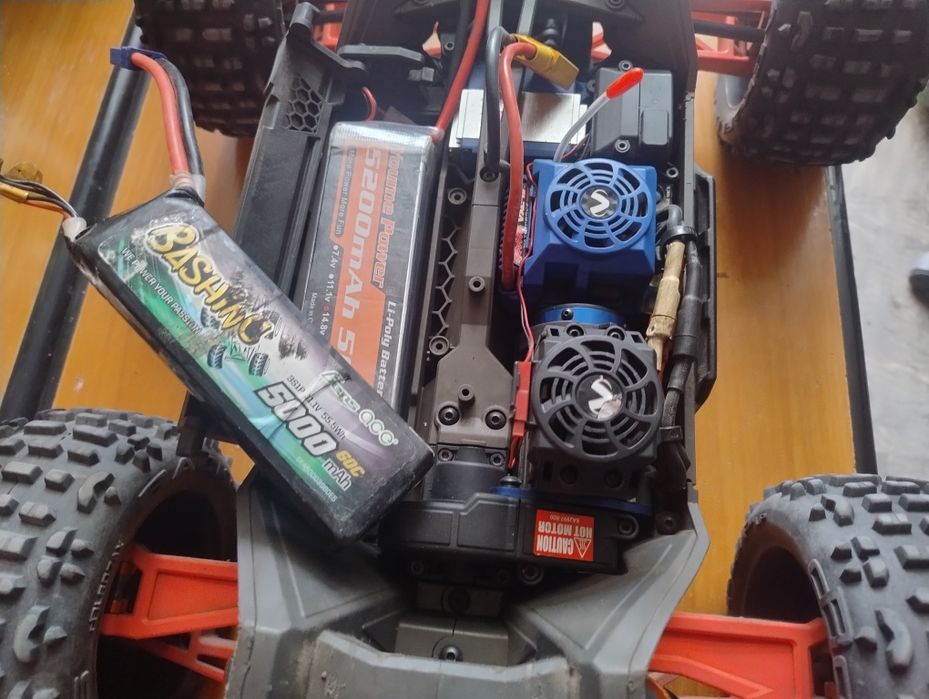 Traxxas maxx,RC,рц