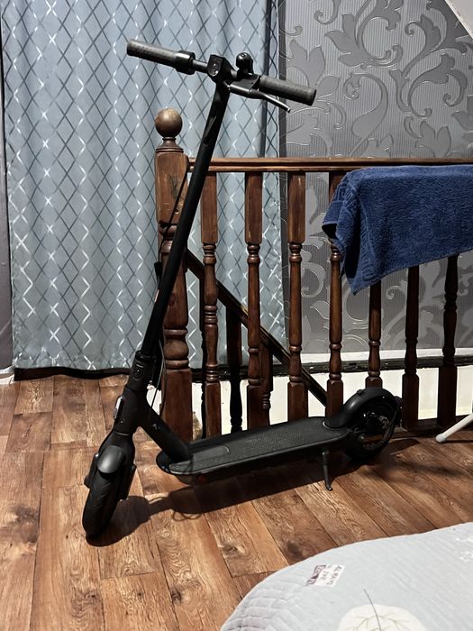 Продам электросамокат