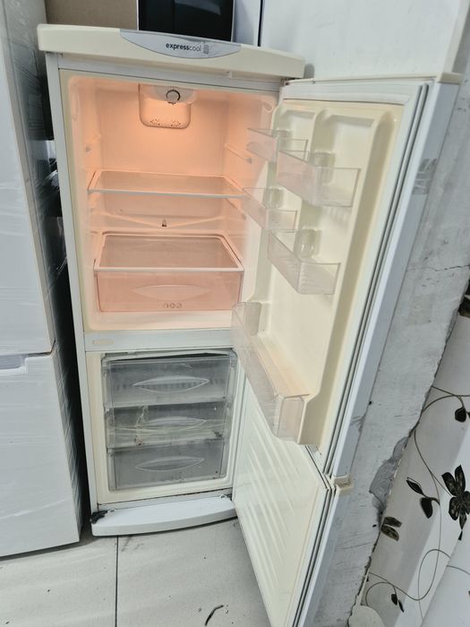 Продам холодильник Lg