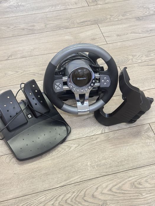 Игровой руль Defender 180градусов