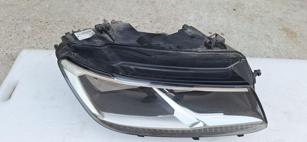 Far dreapta Volkswagen Tiguan 5N 2016 2020 5NB941006B