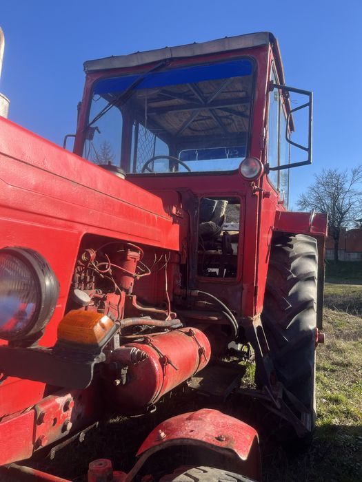 Vand 2 Tractoare